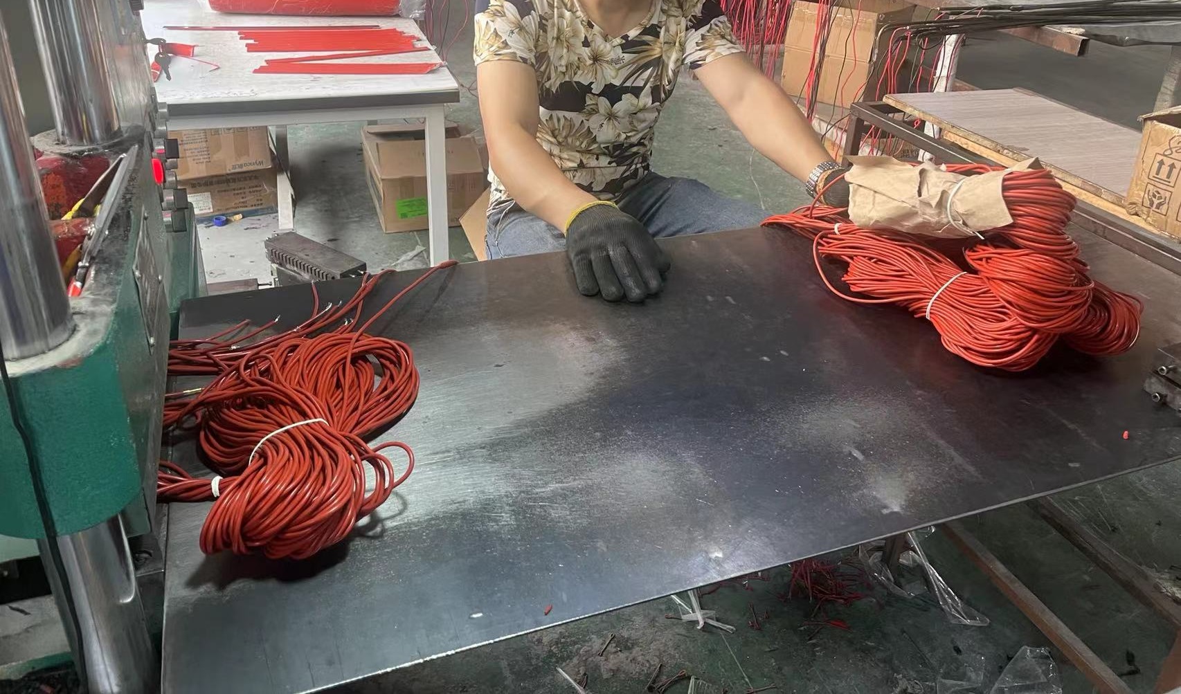 defrosting wire heater